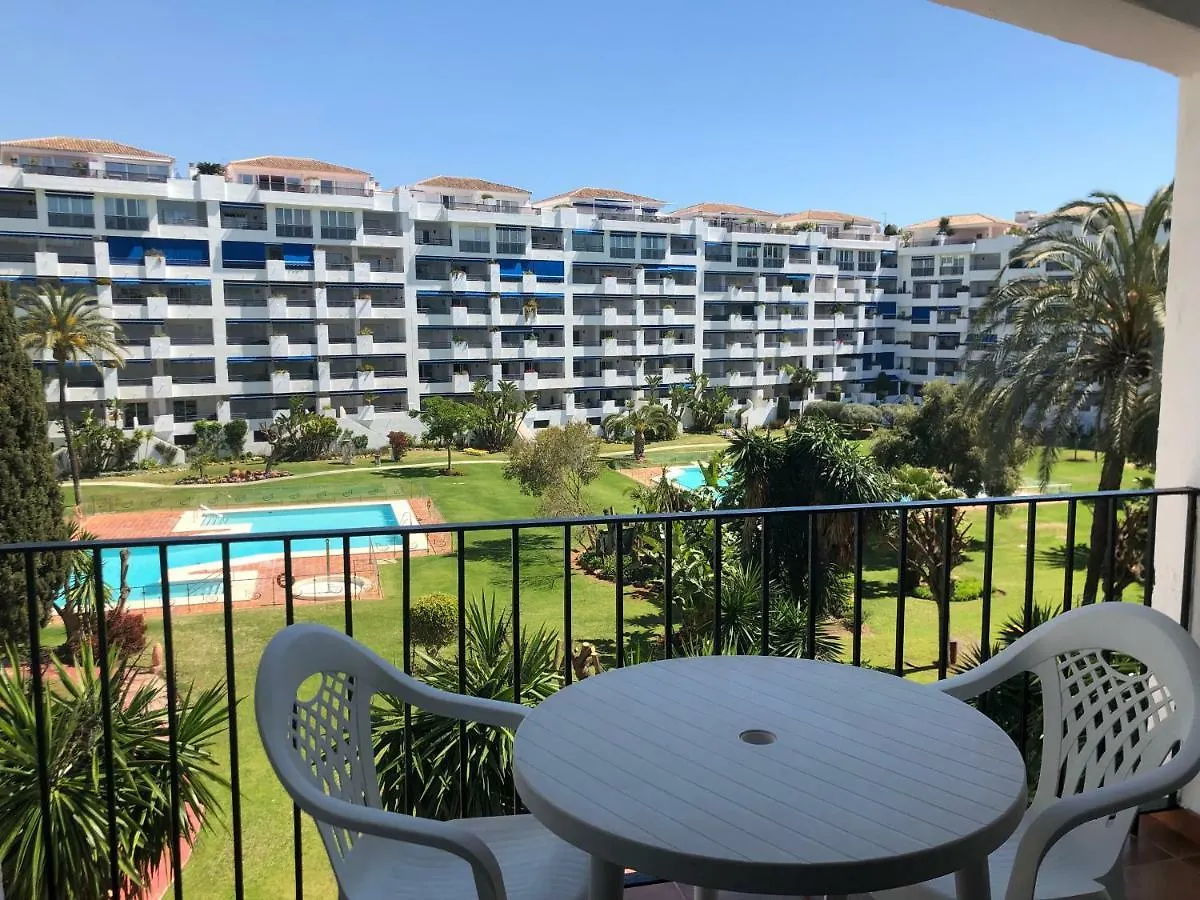 Apartamento Urbanizacion Jardines del Puerto Marbella 0*,  España